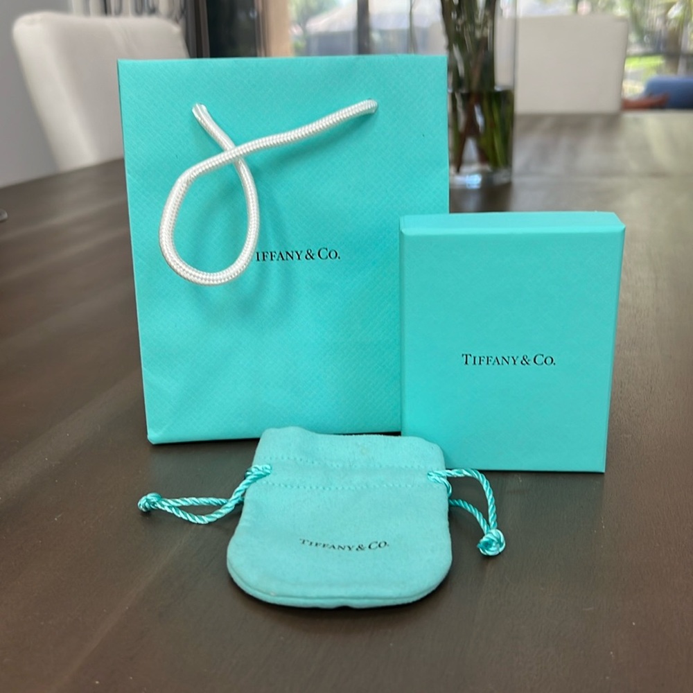 Tiffany jewelry pouch, box and bag.